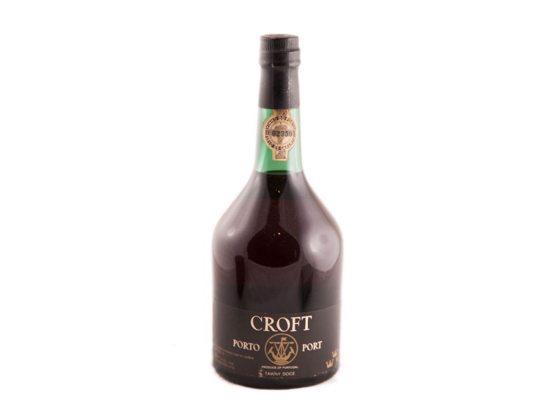 Uma (1) garrafa de vinho do Porto “CROFT - PORTO TRÊS COROAS - ENGARRAFADO EM 1972”