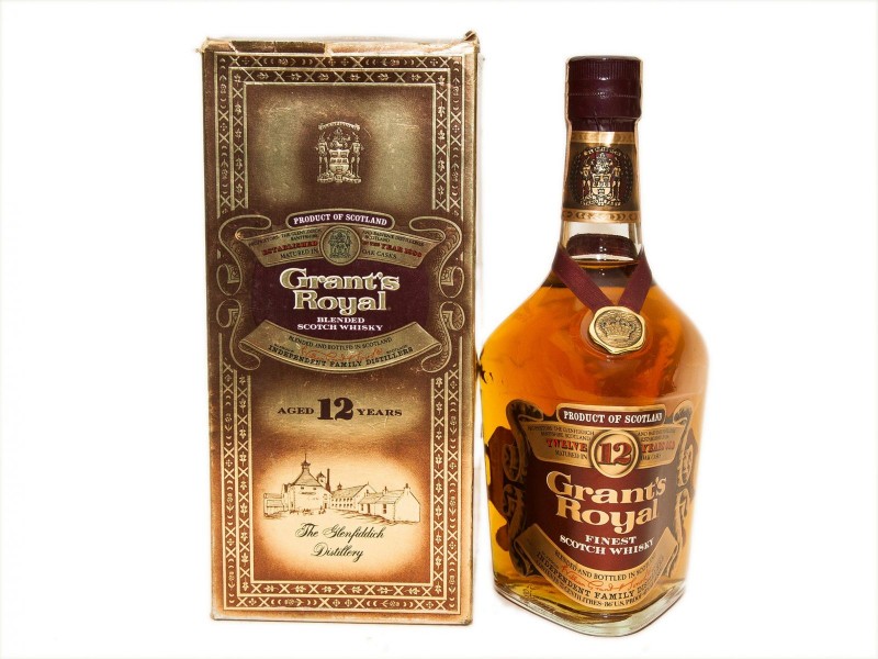 INVULGAR GARRAFA DE SCOTCH WHISKY