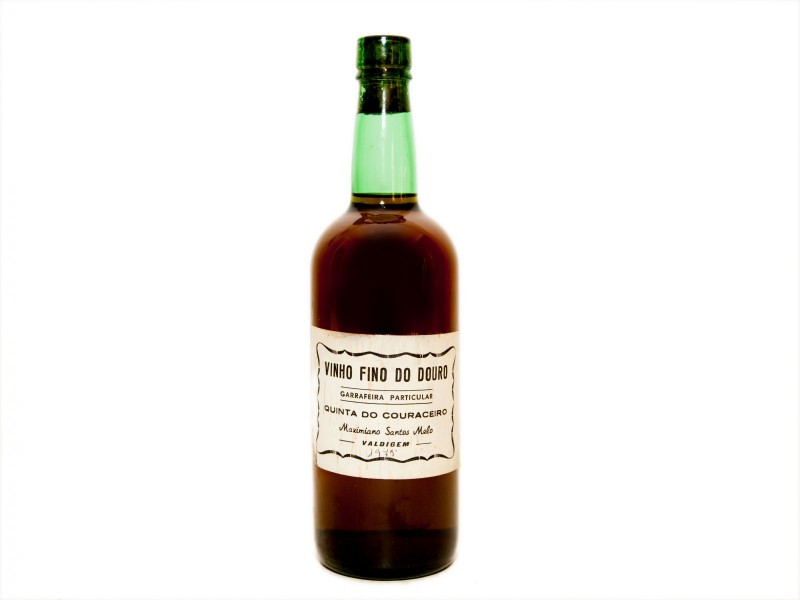 GARRAFA DE VINHO FINO DO DOURO
