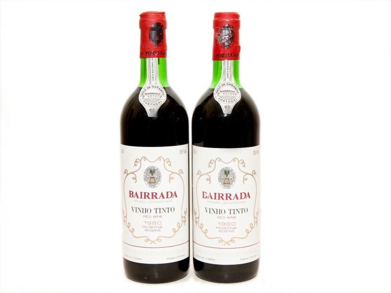 DUAS GARRAFAS DE VINHO TINTO DA BAIRRADA