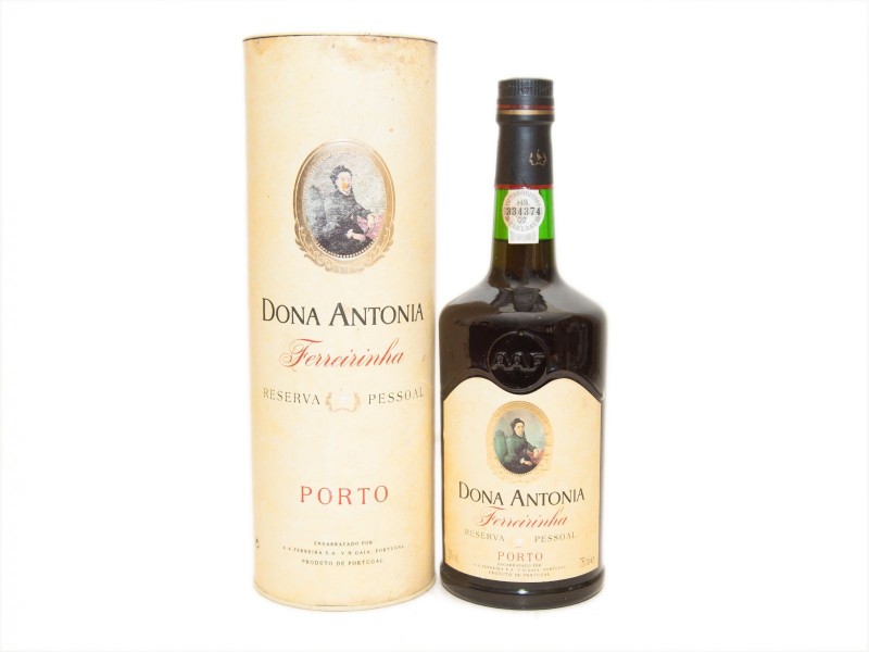 GARRAFA DE VINHO DO PORTO