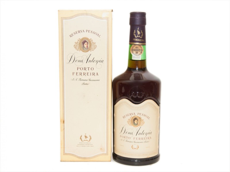 GARRAFA DE VINHO DO PORTO