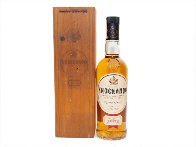 INVULGAR GARRAFA DE PURE SINGLE MALT SCOTCH WHISKY