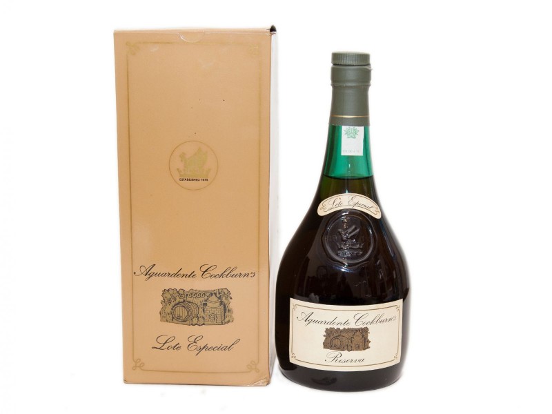 GARRAFA DE AGUARDENTE VELHA