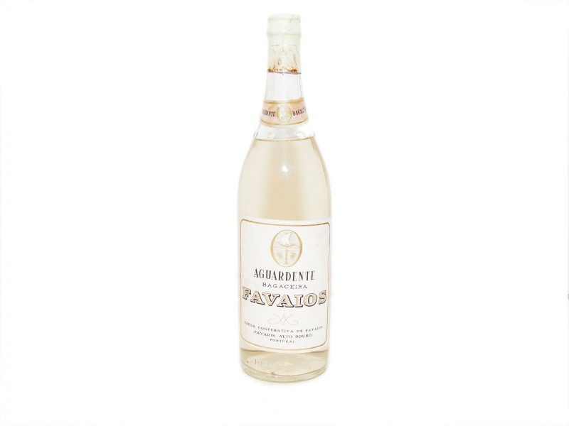 GARRAFA DE AGUARDENTE BAGACEIRA