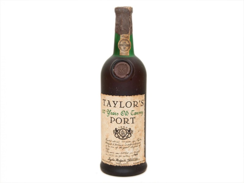 GARRAFA DE VINHO DO PORTO