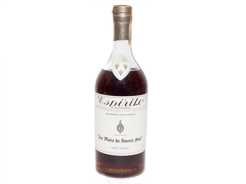 GARRAFA DE AGUARDENTE VELHA
