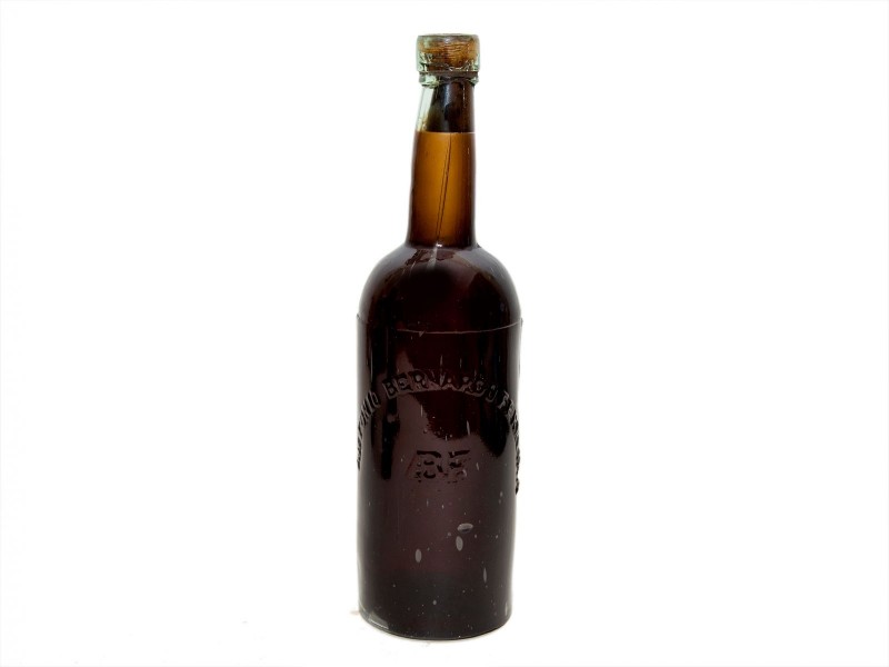 RARA E INVULGAR GARRAFA DE VINHO DO PORTO
