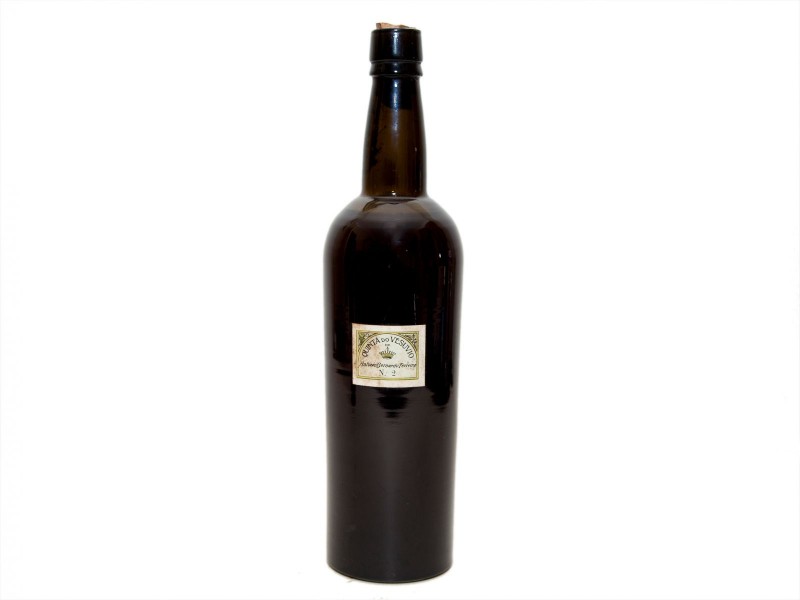 RARA E INVULGAR GARRAFA DE VINHO DO PORTO