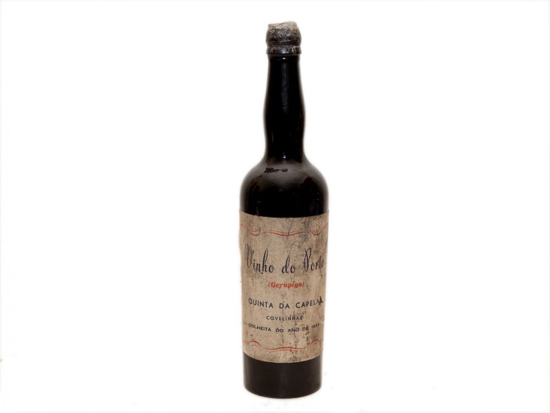 INVULGAR GARRAFA DE VINHO DO PORTO / GEROPIGA