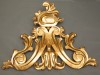 ORNAMENTO DE SUSPENSÃO EM TALHA DOURADA