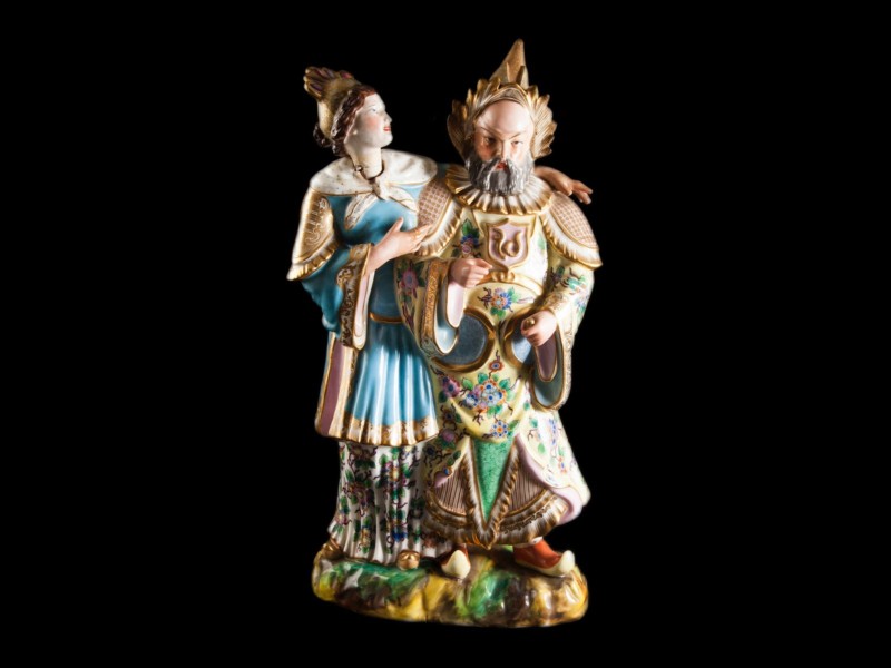 CASAL DE FIGURAS ORIENTAIS