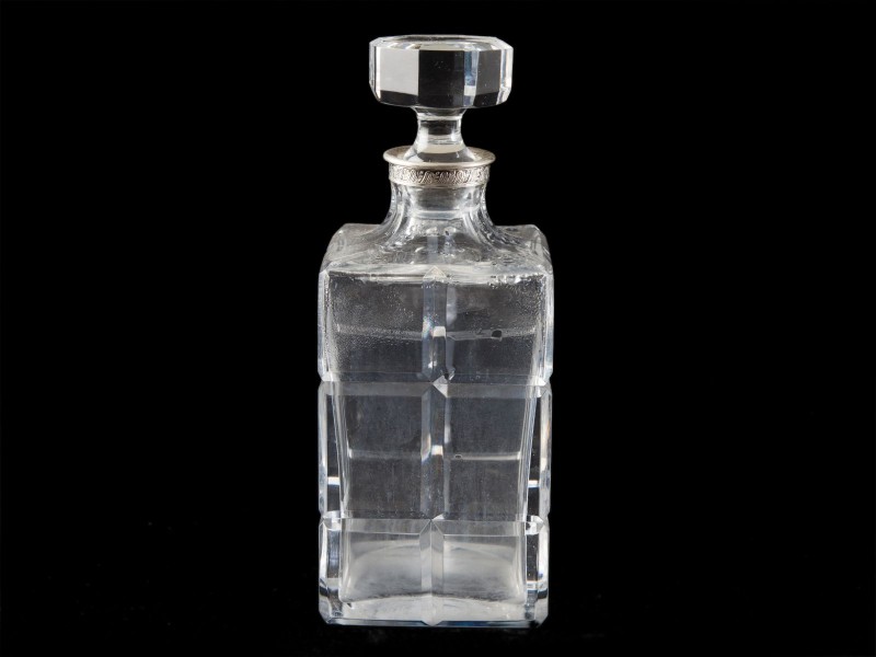 DECANTER