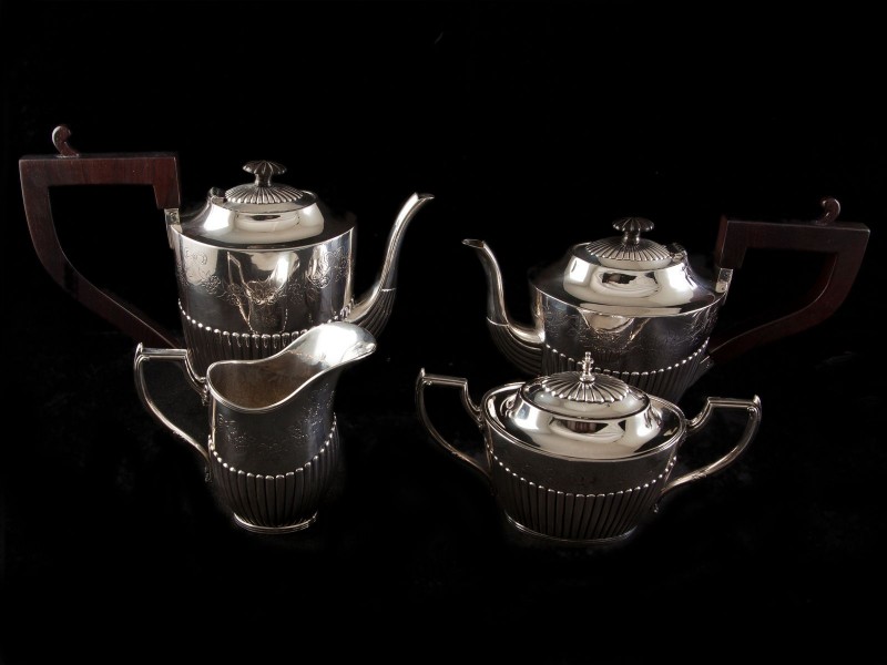 SERVIÇO DE CHÁ E CAFÉ