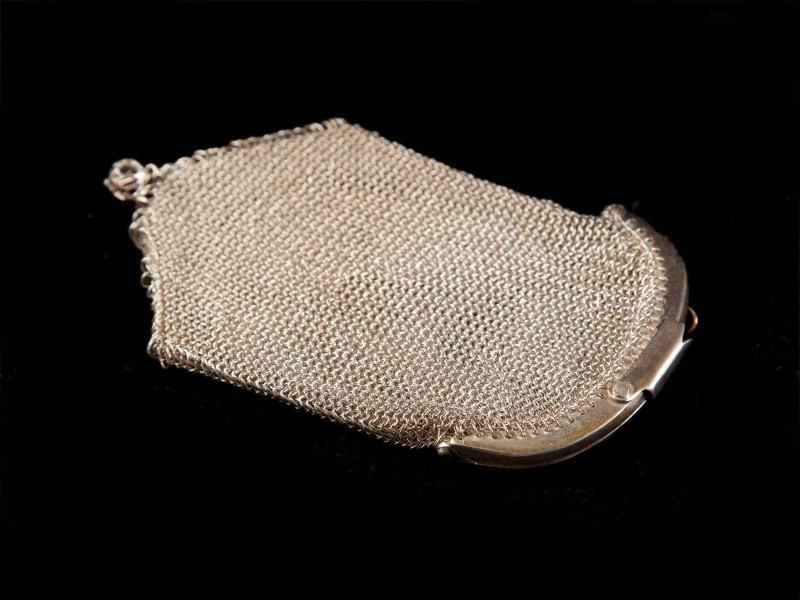 PORTA-MOEDAS DE DOIS DINHEIROS