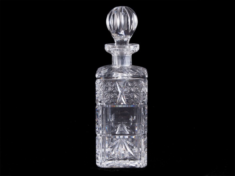 DECANTER