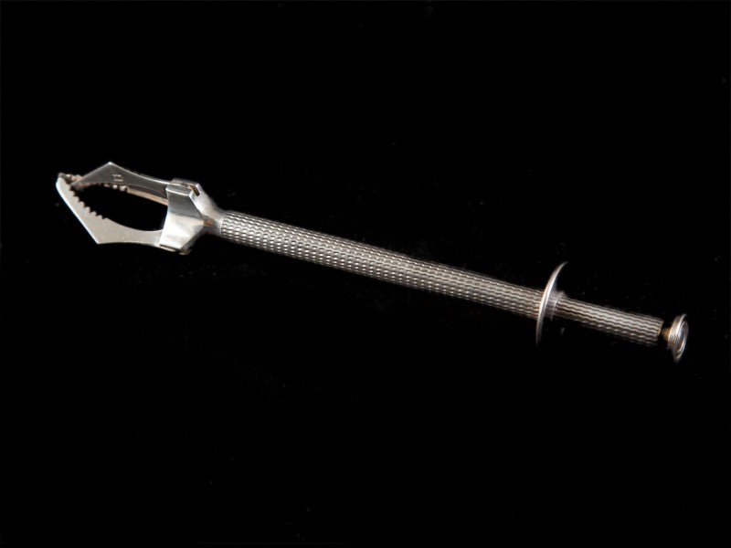PINÇA DE AÇÚCAR