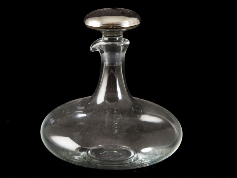 DECANTER