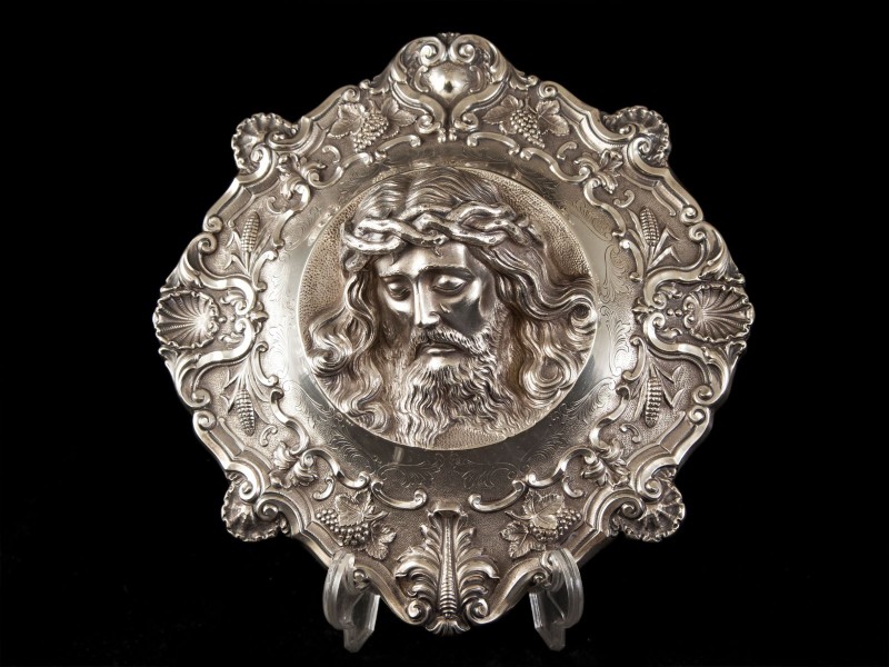 CABEÇA DE CRISTO DE SUSPENSÃO