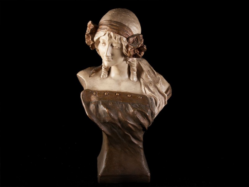 BUSTO DE MENINA
