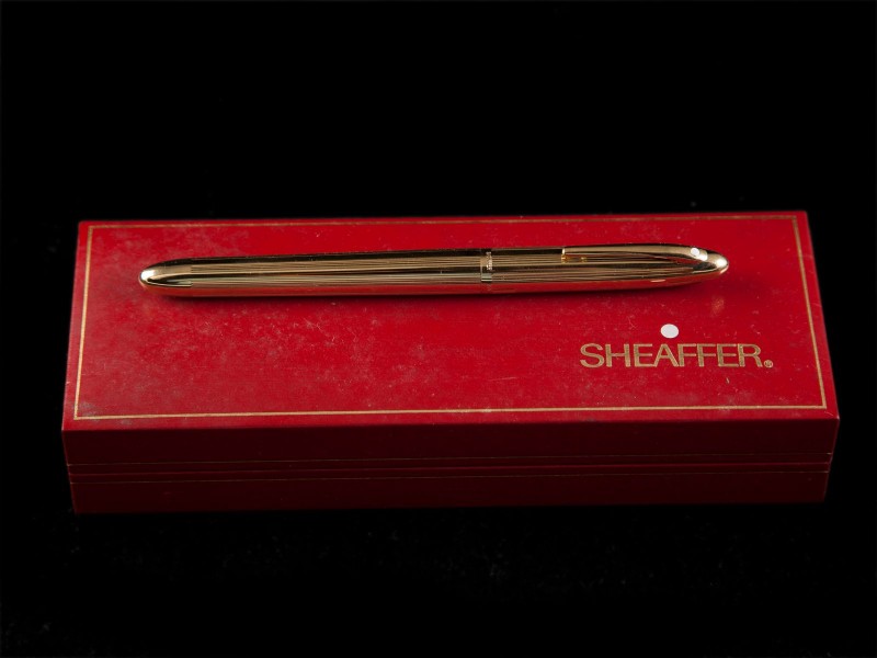 ESTOJO COM CANETA DE TINTA PERMANENTE “SHEAFFER”