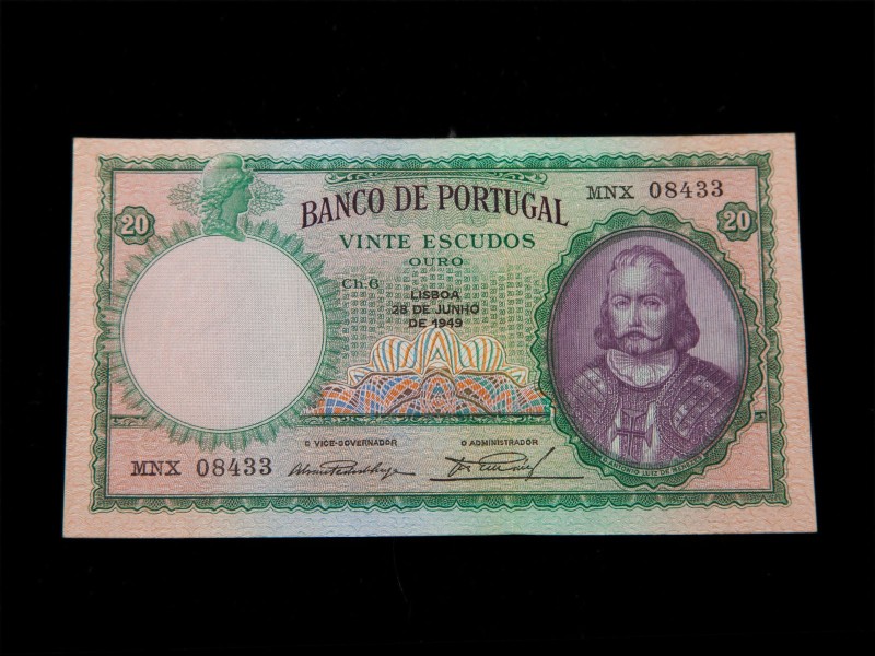 NOTA EMITIDA PELO BANCO DE PORTUGAL 
