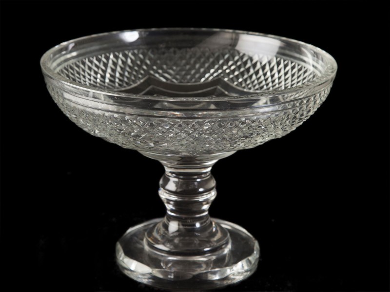 TAÇA FRUTEIRA DE PÉ ALTO