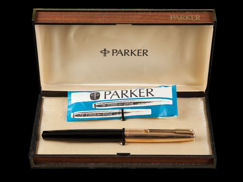 CANETA DE TINTA PERMANENTE “PARKER 51”