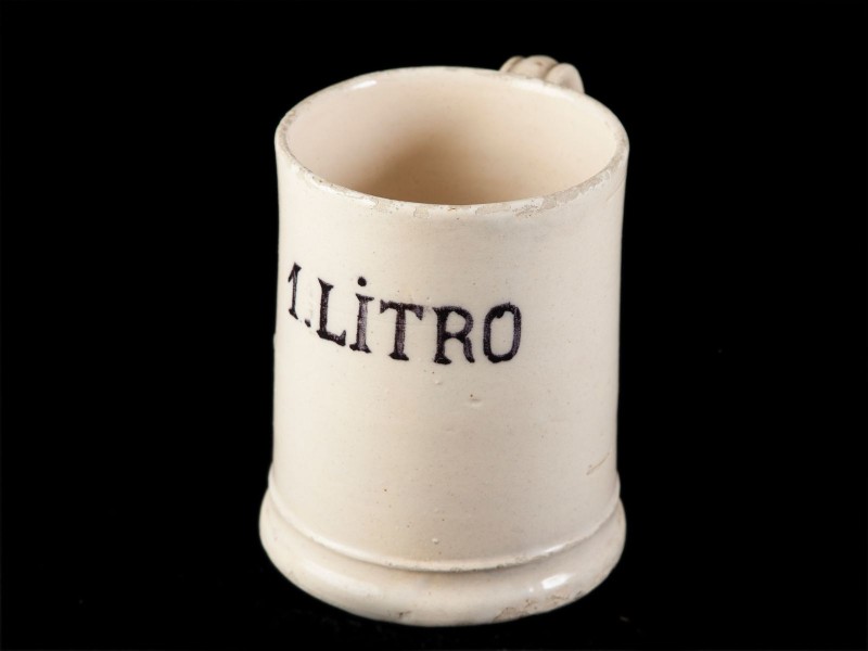 CANECA DE 1 LITRO