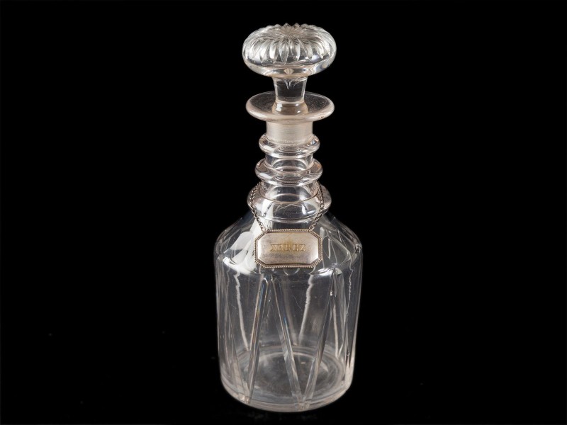 DECANTER