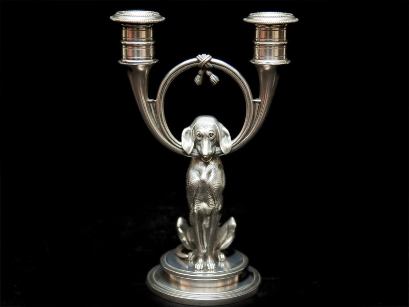 INVULGAR CANDELABRO CANINO DE DOIS LUMES