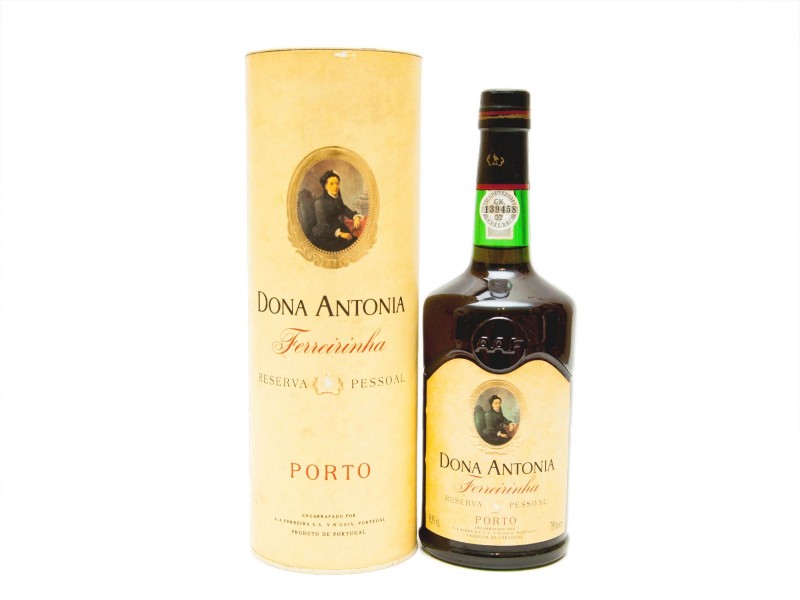 GARRAFA DE VINHO DO PORTO