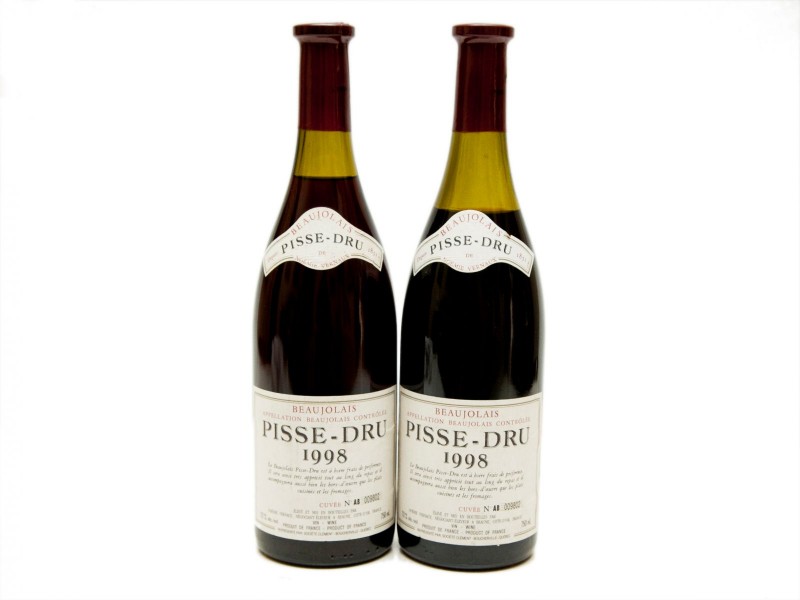 DUAS GARRAFAS DE VINHO TINTO DE MESA FRANCÊS