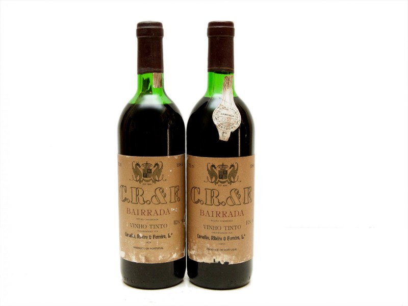 DUAS GARRAFAS DE VINHO TINTO DE MESA DA BAIRRADA