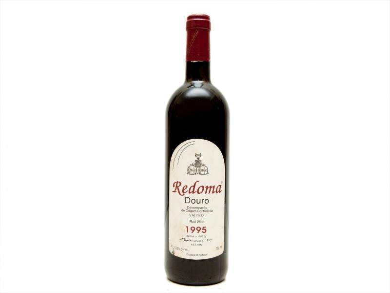 GARRAFA DE VINHO TINTO DE MESA DO DOURO