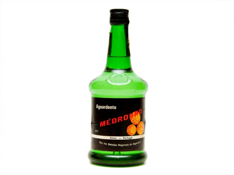 GARRAFA DE AGUARDENTE DE MEDRONHO