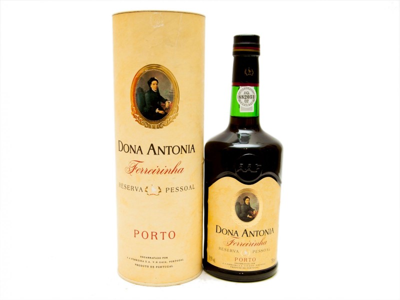 GARRAFA DE VINHO DO PORTO