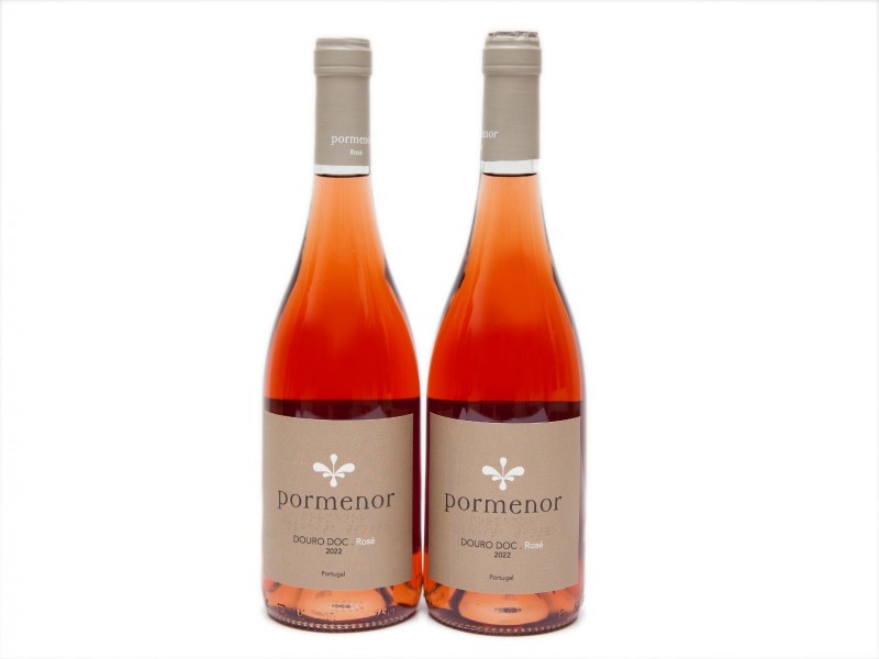 DUAS GARRAFAS DE VINHO DE ROSÉ MESA DO DOURO