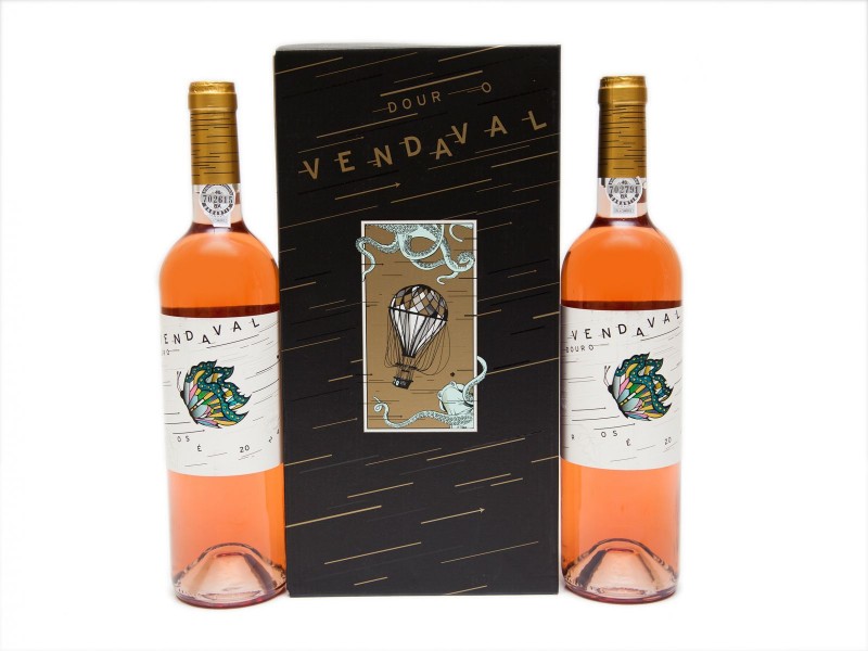 DUAS GARRAFAS DE VINHO ROSÉ DE MESA DO DOURO