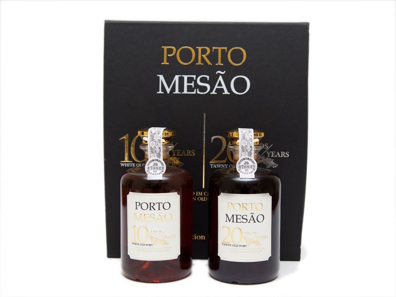 DUAS GARRAFAS DE VINHO DO PORTO