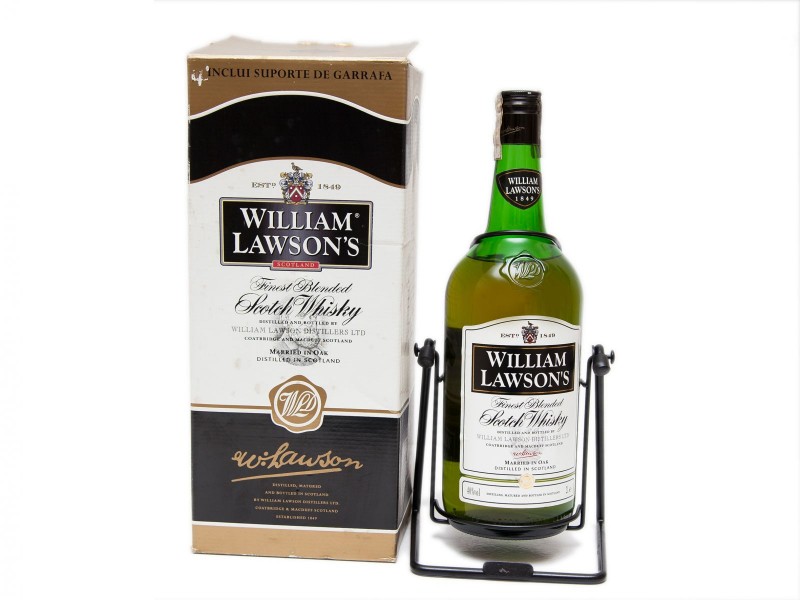 GARRAFA DE SCOTCH WHISKY DE 2 LITROS COM SUPORTE