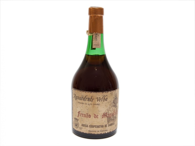 GARRAFA DE AGUARDENTE VELHA