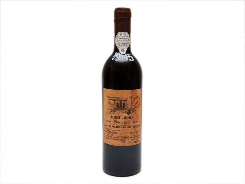 GARRAFA DE VINHO TINTO DE MESA DA BAIRRADA