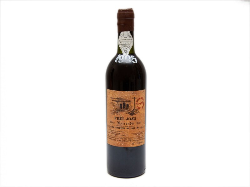 GARRAFA DE VINHO TINTO DE MESA DA BAIRRADA