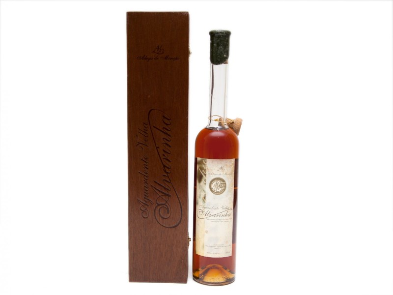 GARRAFA DE AGUARDENTE VELHA