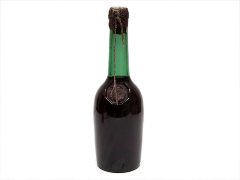 GARRAFA DE AGUARDENTE VELHA