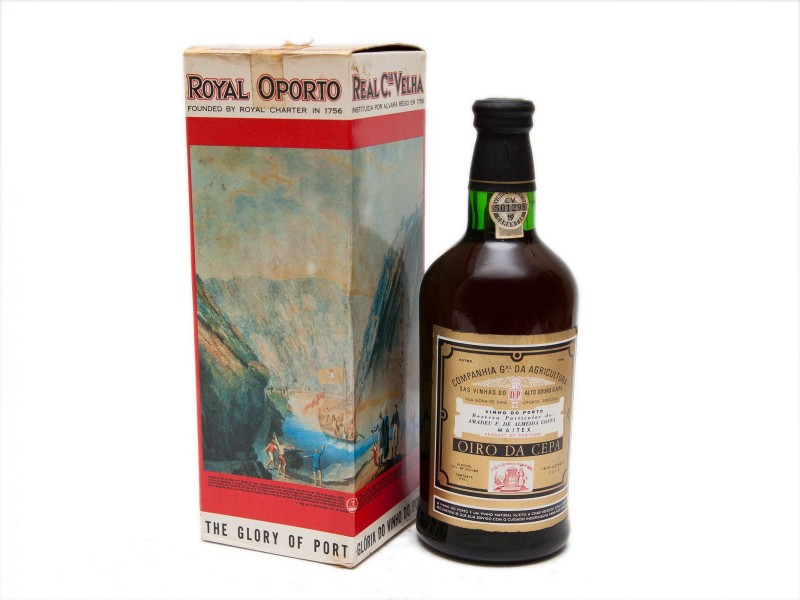 GARRAFA DE VINHO DO PORTO