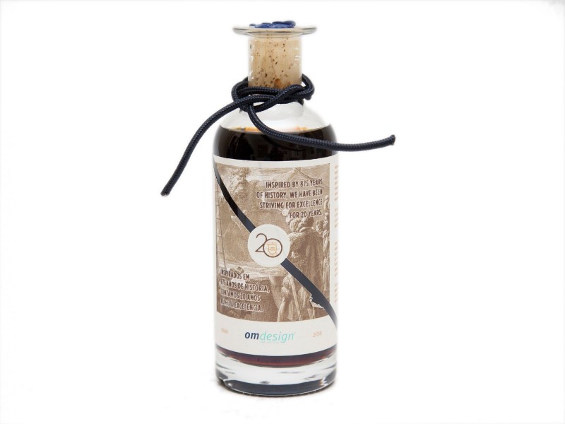 GARRAFA DE VINHO DA MADEIRA