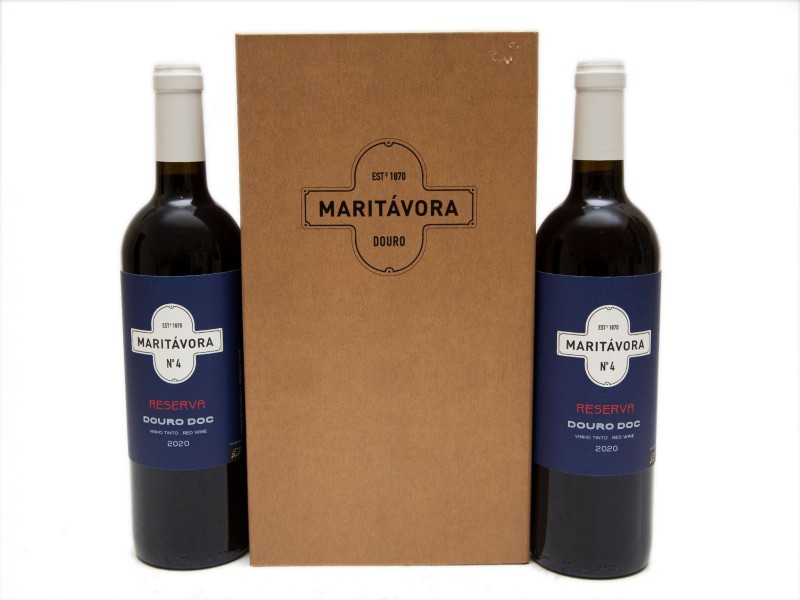 DUAS GARRAFAS DE VINHO TINTO DE MESA DO DOURO