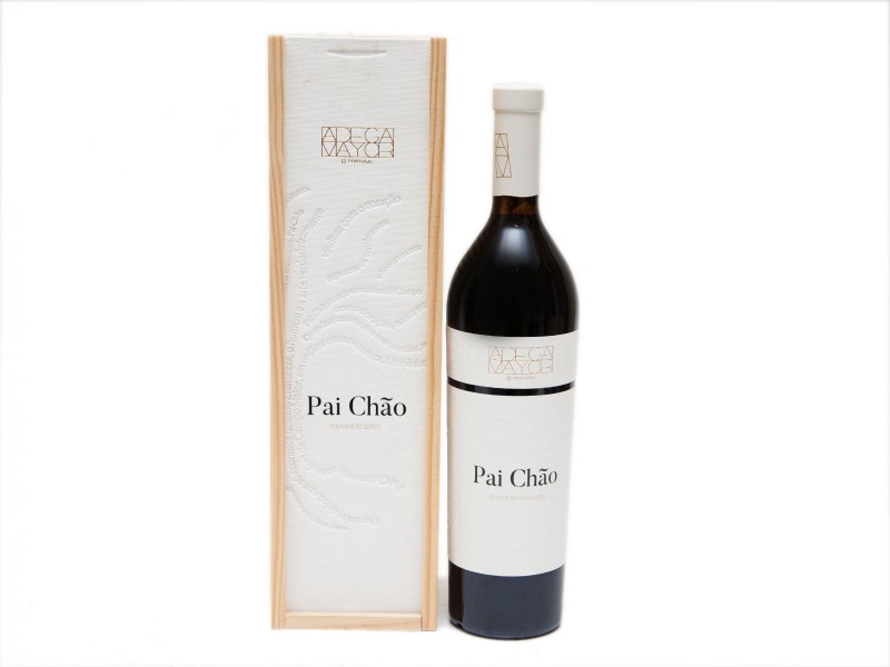 GARRAFA DE VINHO TINTO DE MESA DO ALENTEJO